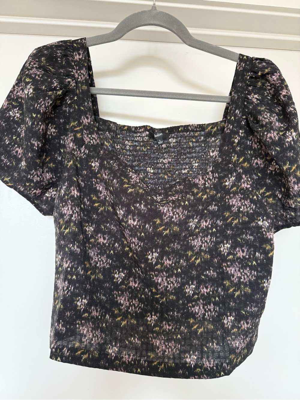 Madewell Black Square-Neck Puff Sleeve Crop Top with Pink & Olive Print